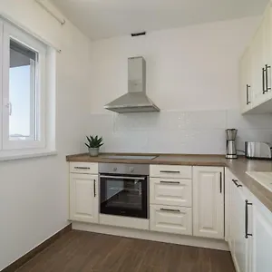 luxury-apartman-ivana.splithotels.org/